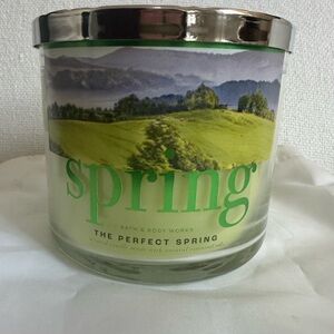 Bath & Body Works Spring Scented Candle